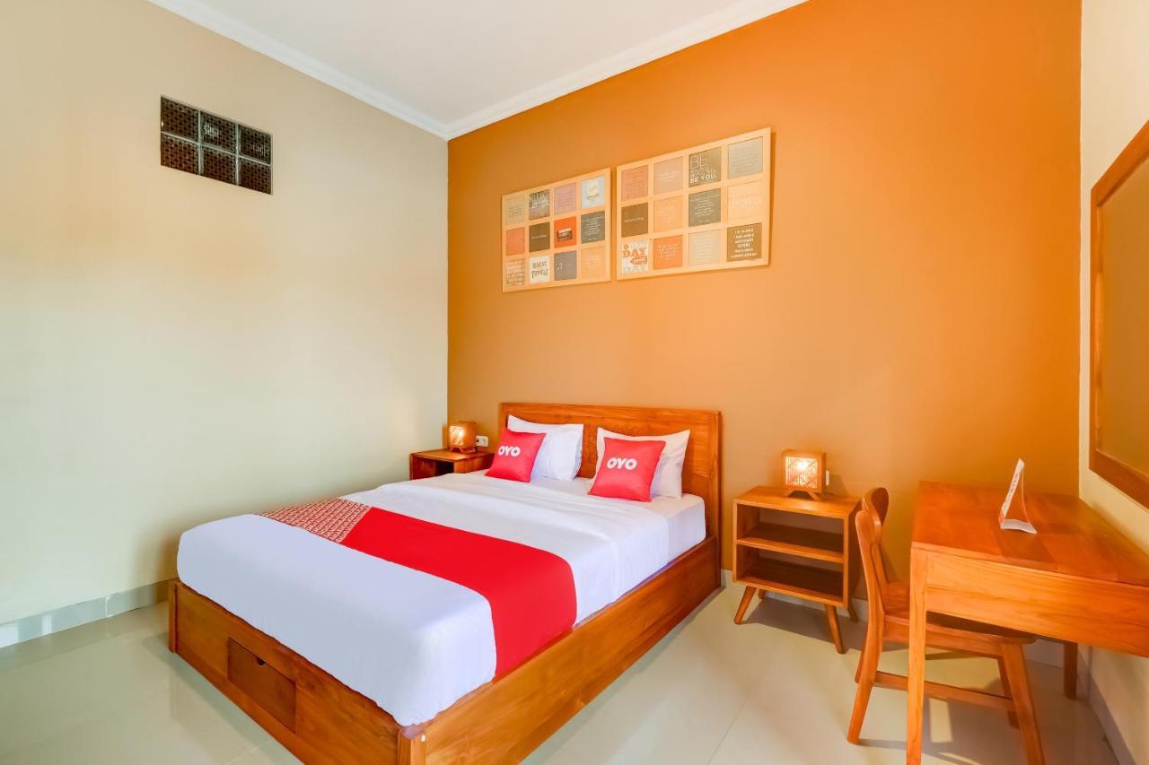 Hotel Super Oyo 3496 Griya Gayatri Syariah Melati Esterno foto