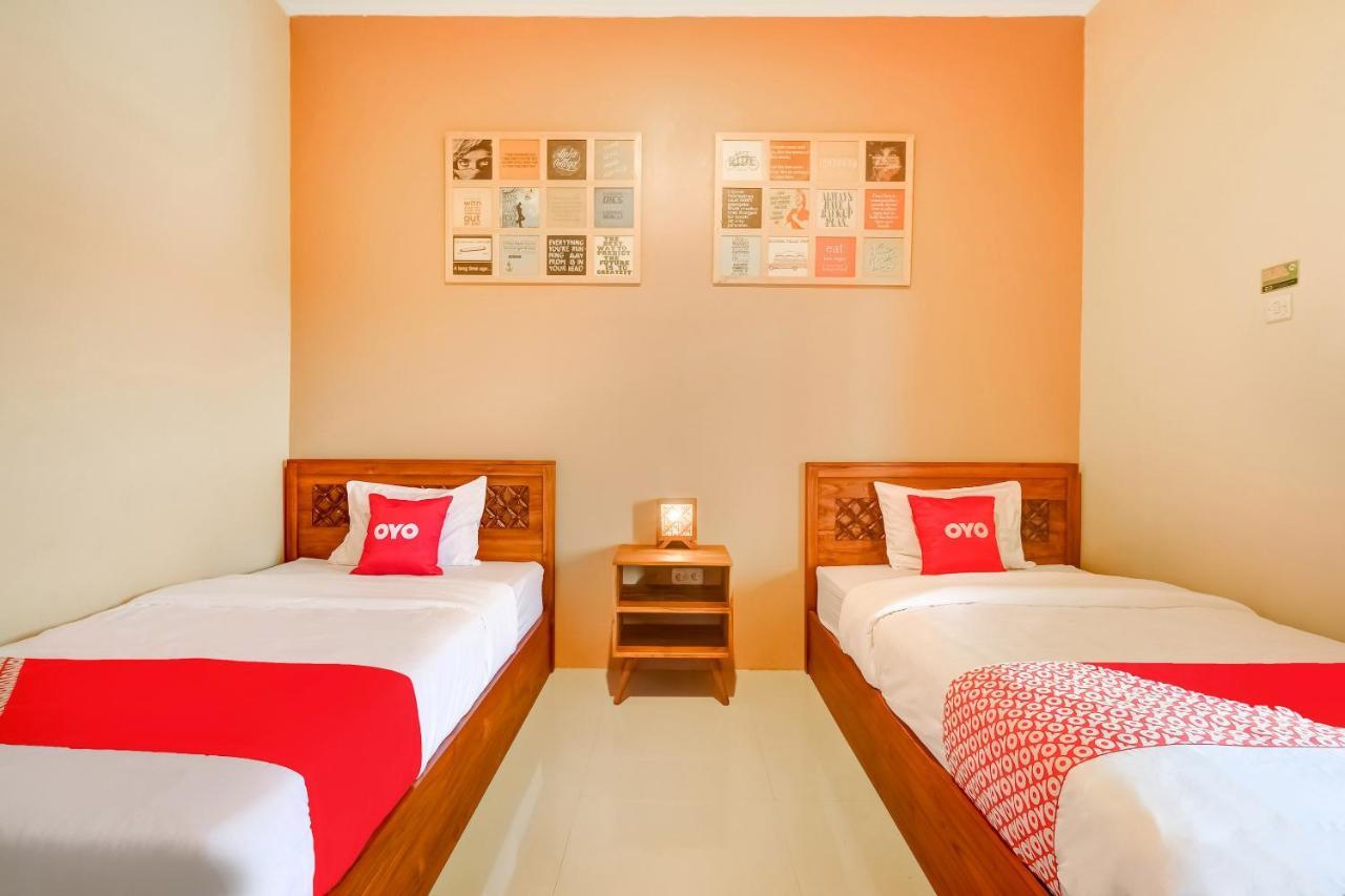 Hotel Super Oyo 3496 Griya Gayatri Syariah Melati Esterno foto